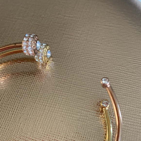 Henri Bendel bracelets. 1 rose gold  1 yellow gold plated. gift from Naples Fl. - Picture 6 of 6